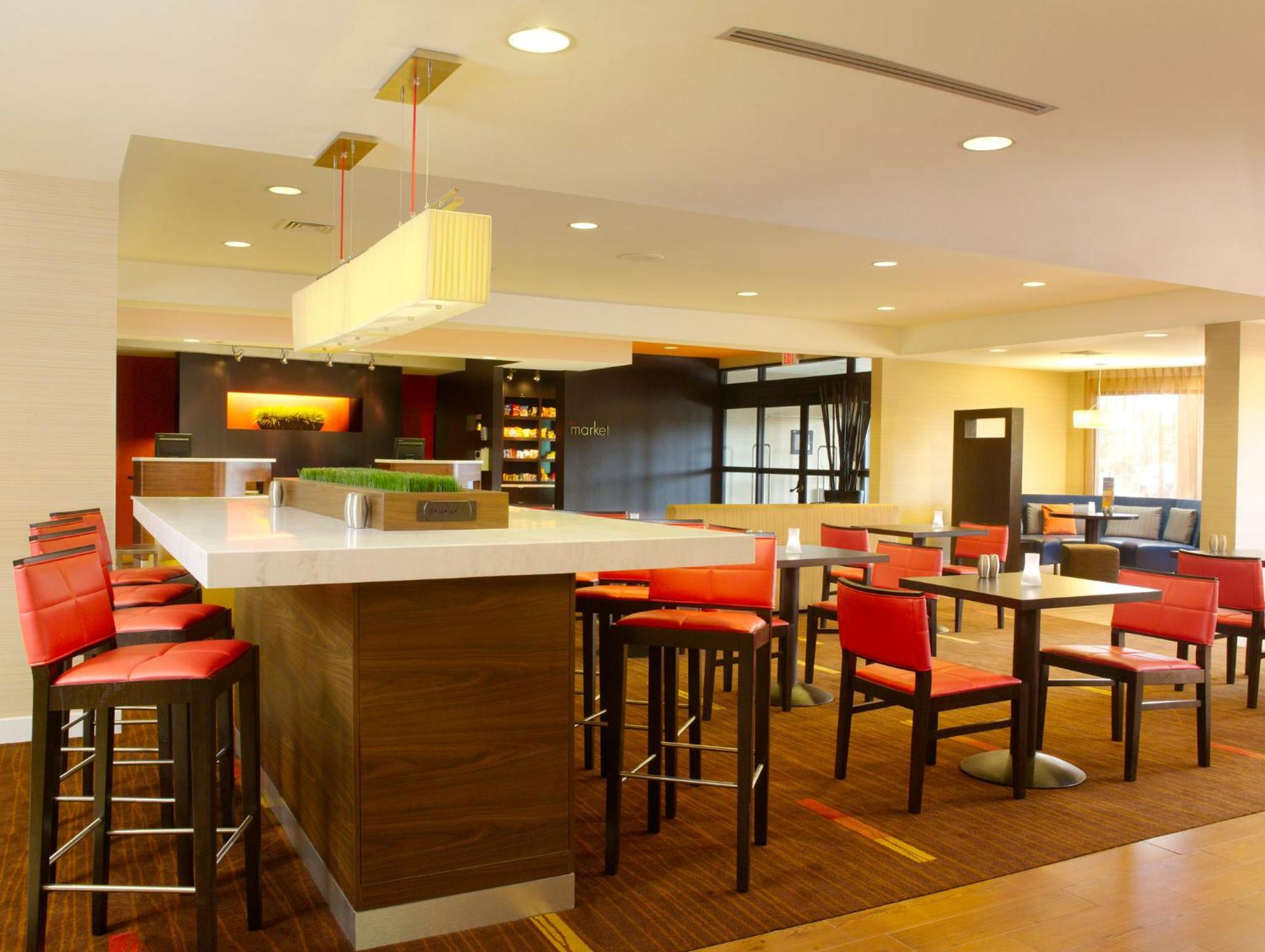 คอร์ตยาร์ด ฟิลาเดลเฟีย แลงฮอร์น Hotel ภายนอก รูปภาพ